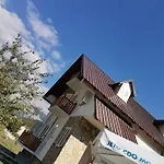 Bujtina Tinari Frühstückspension Theth