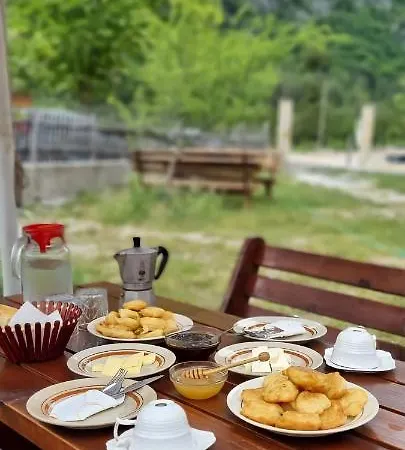 Bujtina Tinari * Theth