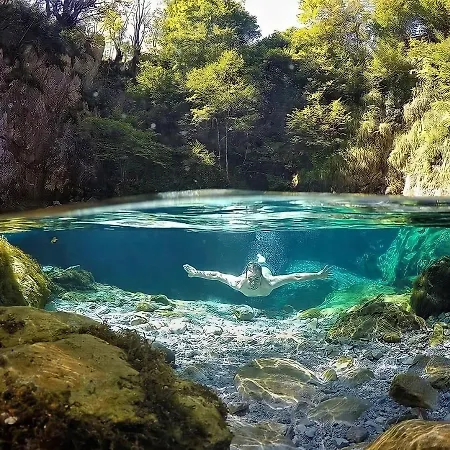 Bujtina Tinari Bed and Breakfast *