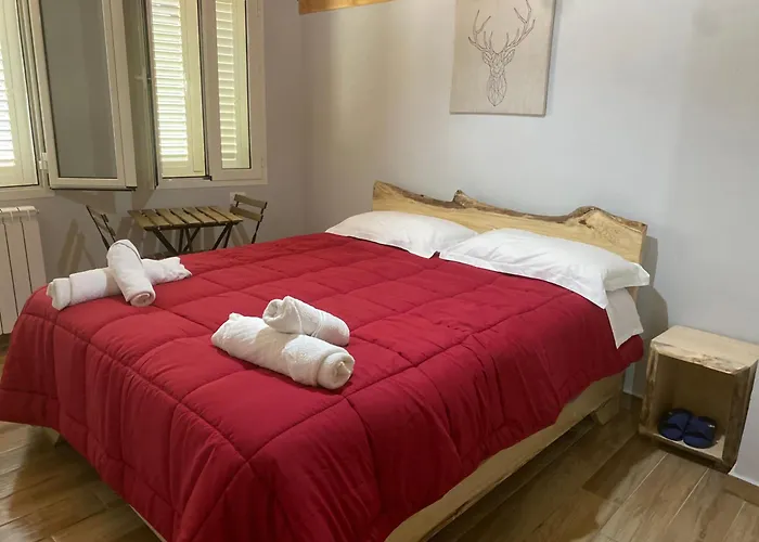 Bujtina Tinari Theth