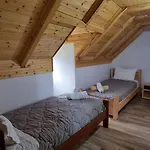 Bujtina Tinari B&B 세스